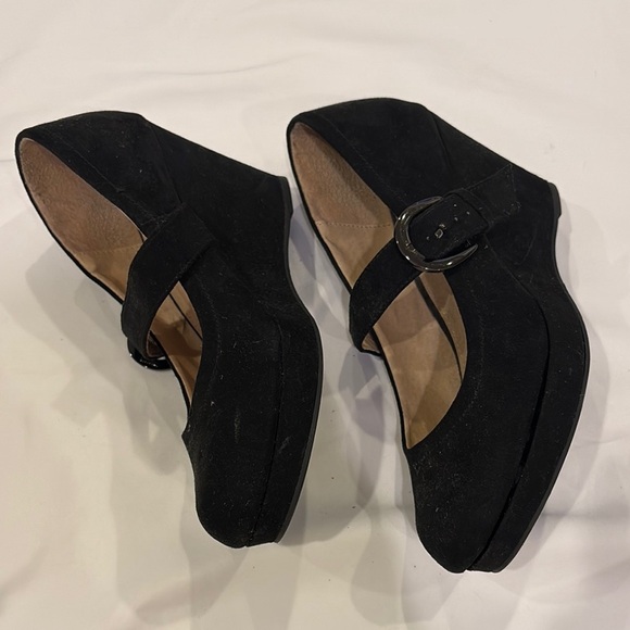 Split Black Women's Shoes - Picture 3 of 5
